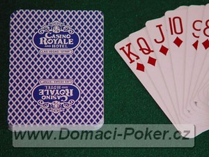 Hrac karty Casino Royal
