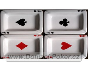 Sada 4 popelnk s pokerovou tmatikou 3+1 zdarma